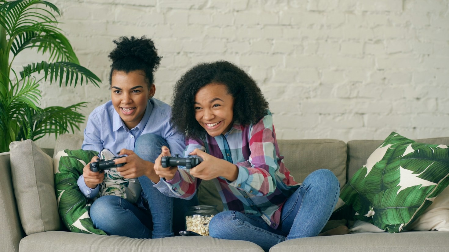 Optimizing Your Smartphone Setup for Lag-Free Mobile Action